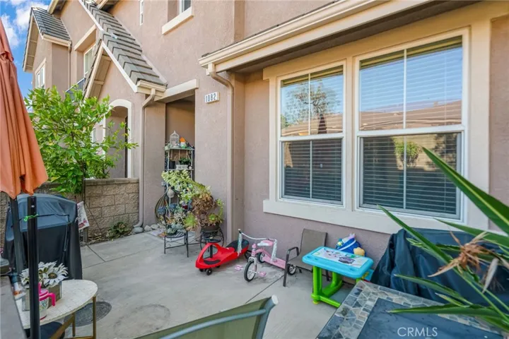 1082 Venice, Upland, California 91786