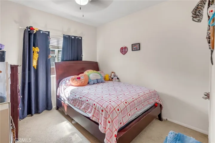1082 Venice, Upland, California 91786