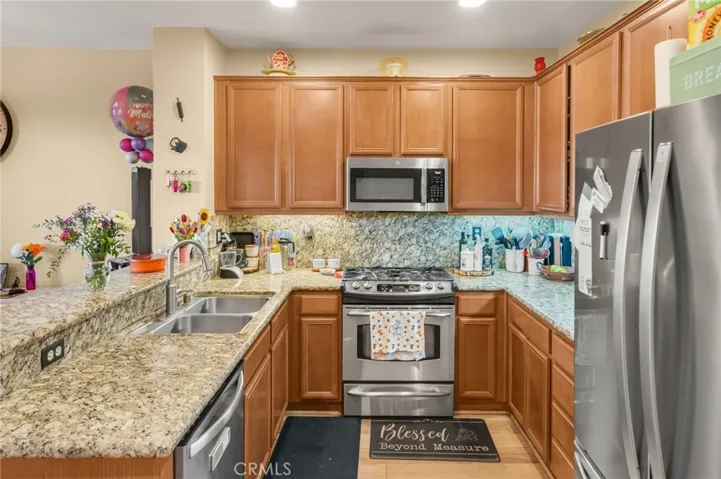 1082 Venice, Upland, California 91786