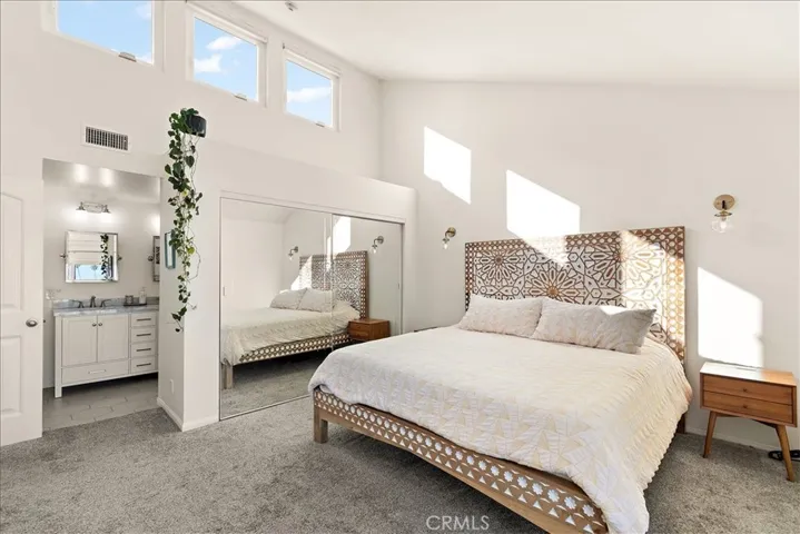 Primary suite