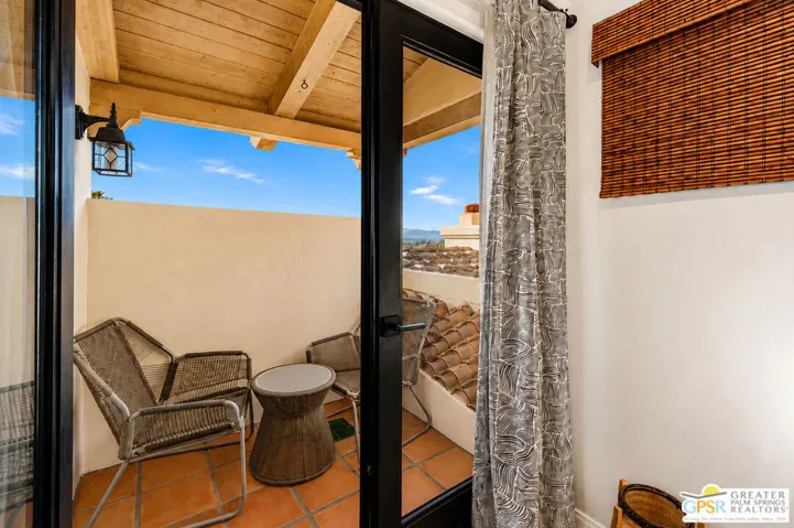 2300 S Bisnaga Avenue, Palm Springs, California 92264