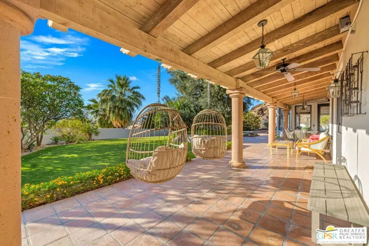 2300 S Bisnaga Avenue, Palm Springs, California 92264