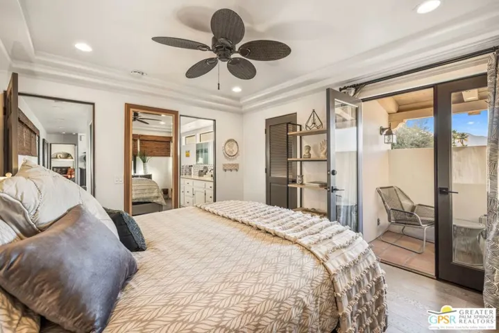 2300 S Bisnaga Avenue, Palm Springs, California 92264