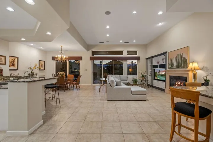 22-web-or-mls-8M4A5033