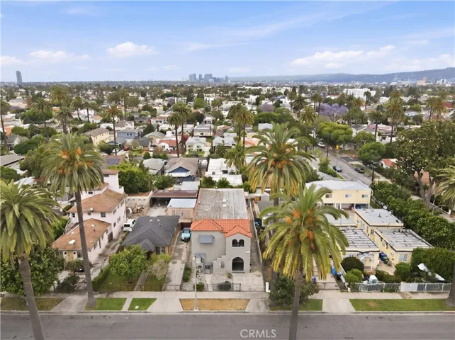 2911 S Palm Grove Avenue, Los Angeles, California 90016