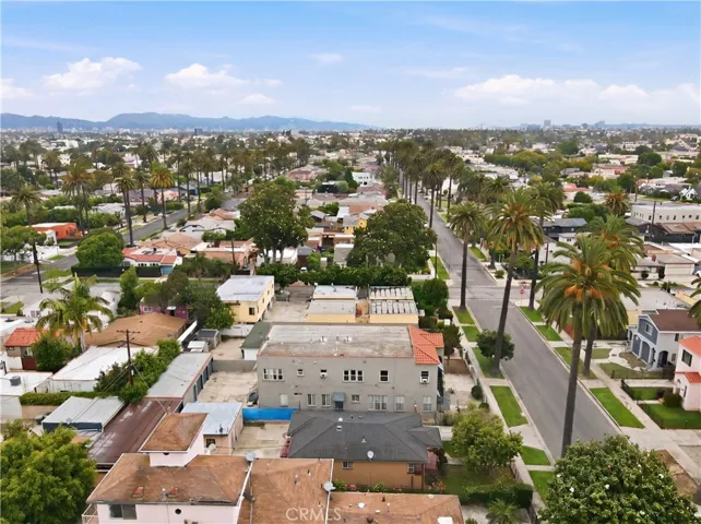 2911 S Palm Grove Avenue, Los Angeles, California 90016
