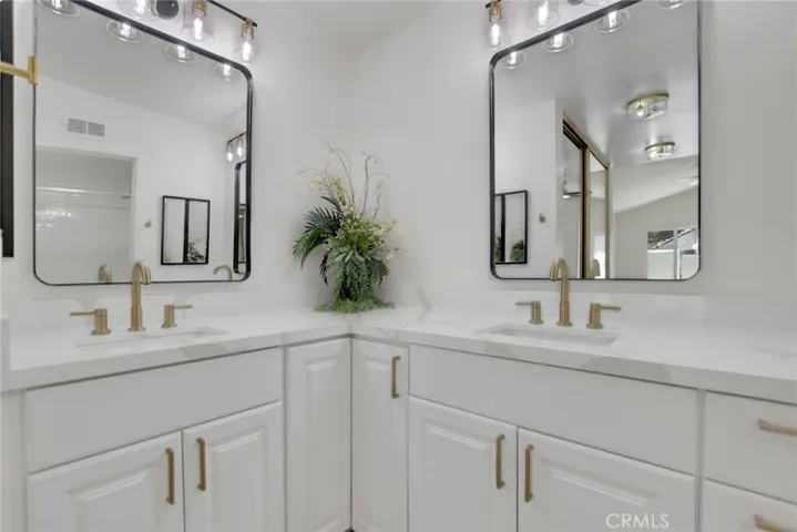 43935 Via Granada, Palm Desert, California 92211
