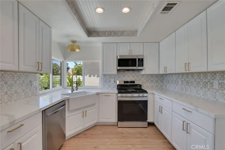 43935 Via Granada, Palm Desert, California 92211