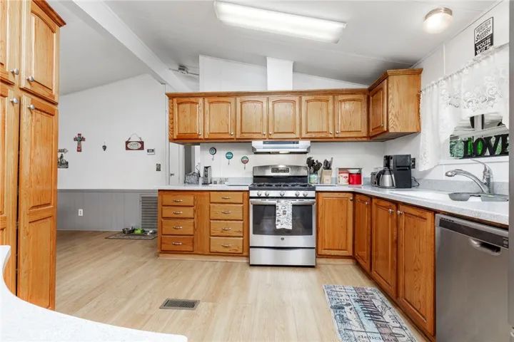 31095 Saddleback Lane, Menifee, California 92584