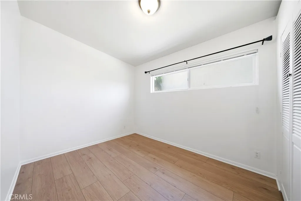 Main floor Living room/bonus room