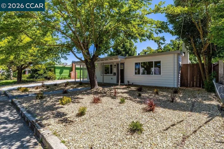 1650 Moraga Dr, Santa Rosa, California 95404