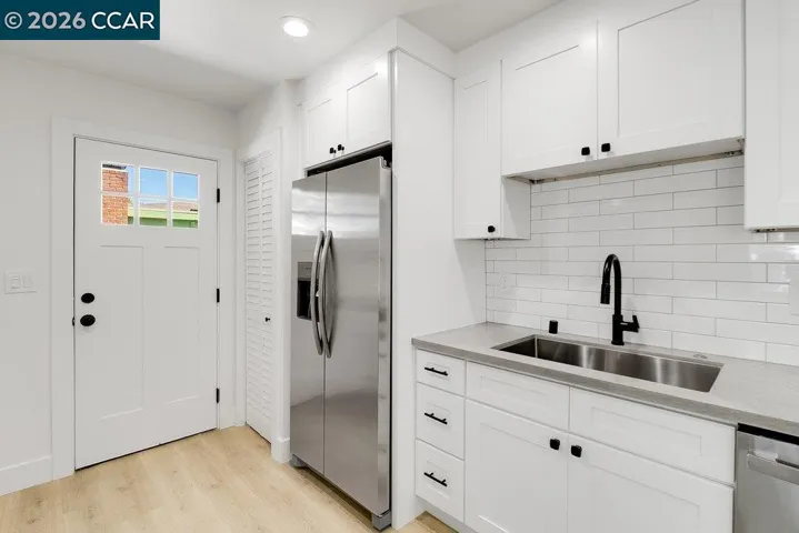 1650 Moraga Dr, Santa Rosa, California 95404