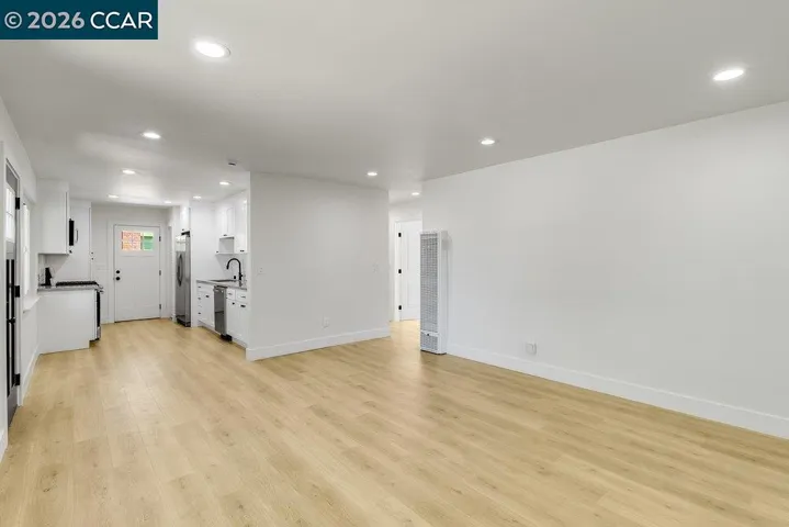 1650 Moraga Dr, Santa Rosa, California 95404