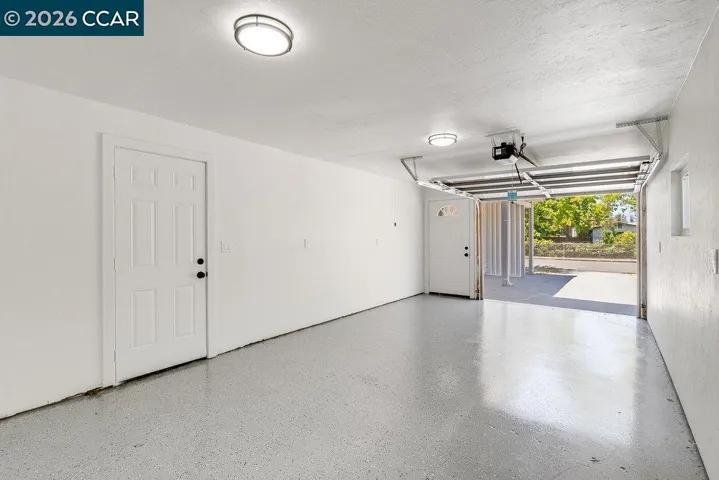 1650 Moraga Dr, Santa Rosa, California 95404