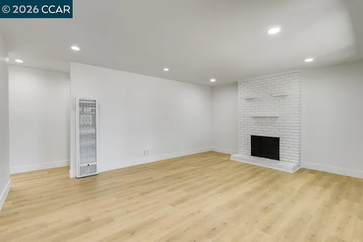 1650 Moraga Dr, Santa Rosa, California 95404