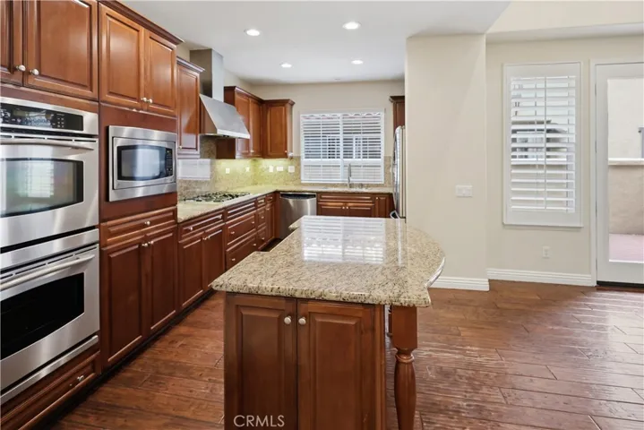 26 Shadowplay, Irvine, California 92620