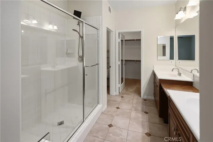 26 Shadowplay, Irvine, California 92620