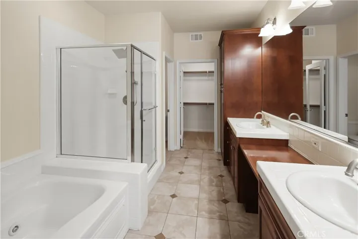 26 Shadowplay, Irvine, California 92620