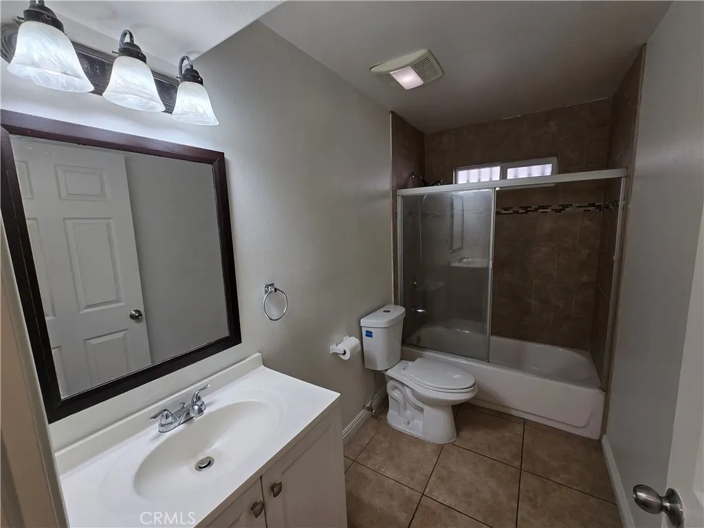 Hall Bathroom