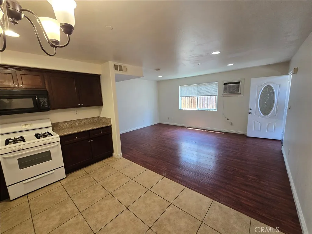 Kitchen & Living Room