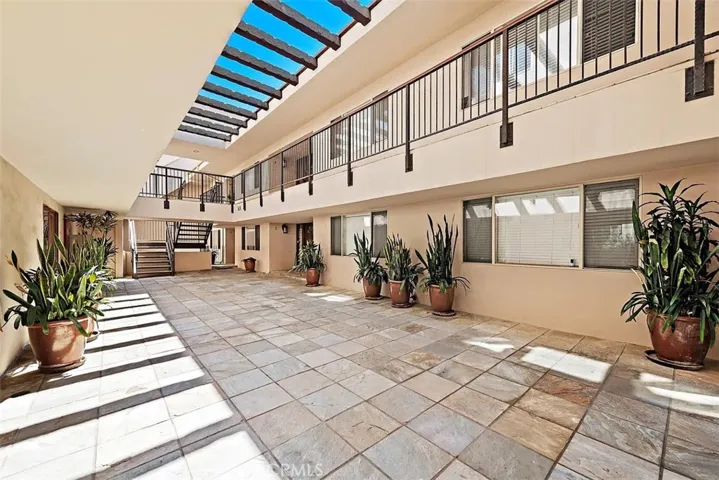 2037 S Coast 1, Laguna Beach, California 92651