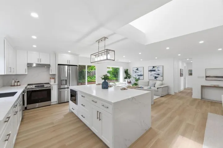 399 Castro Court, Campbell, California 95008