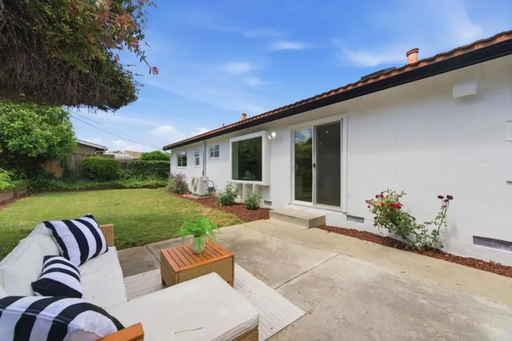 399 Castro Court, Campbell, California 95008