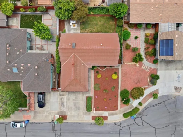 399 Castro Court, Campbell, California 95008