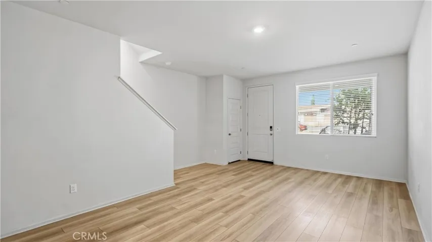 FAMILY ROOM 2ND FLOOR
