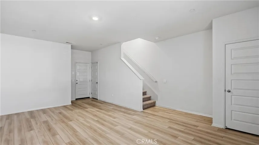 1ST FLOOR LIVING ROOM