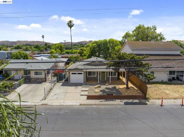 277 Shore Rd., Bay Point, California 94565