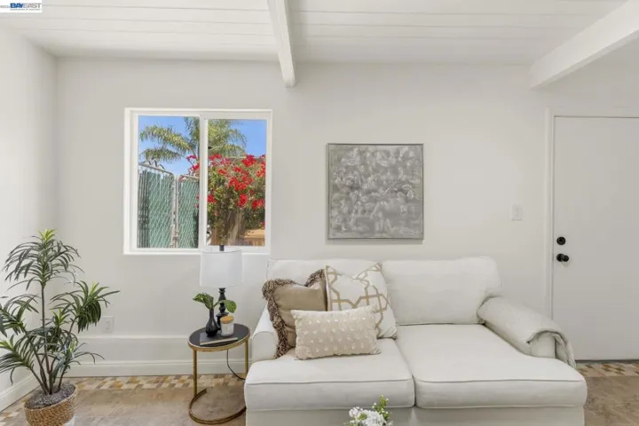 277 Shore Rd., Bay Point, California 94565