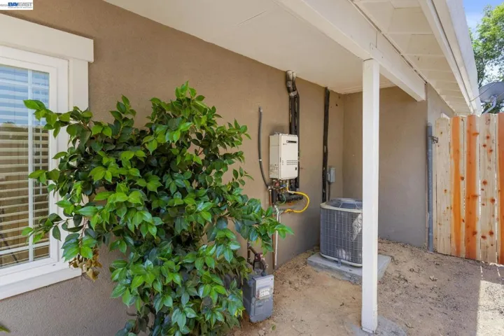 277 Shore Rd., Bay Point, California 94565