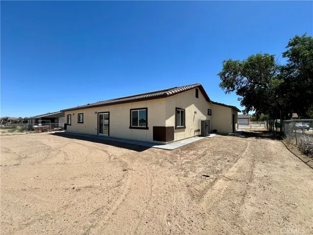 40719 171th Street, Lake Los Angeles, California 93535