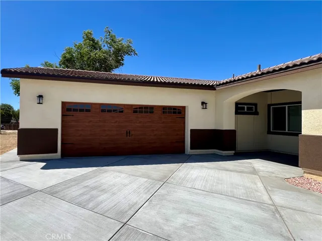 40719 171th Street, Lake Los Angeles, California 93535