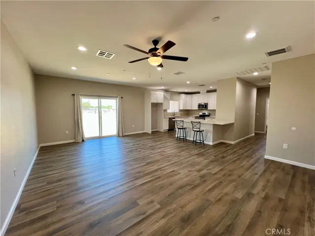 40719 171th Street, Lake Los Angeles, California 93535
