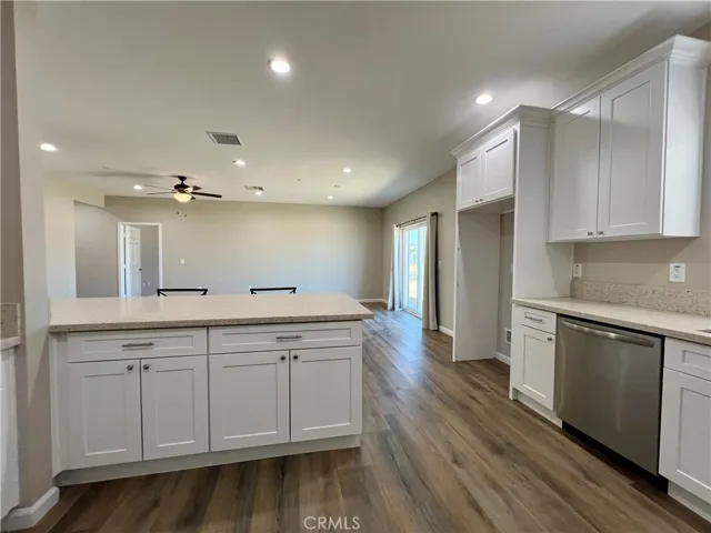40719 171th Street, Lake Los Angeles, California 93535