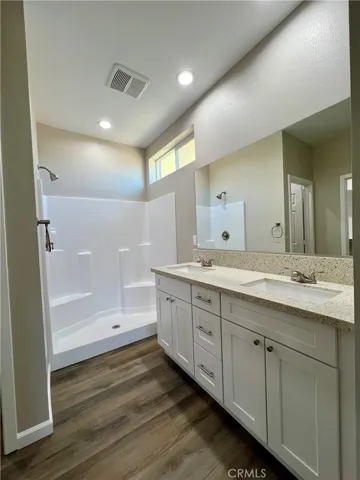 40719 171th Street, Lake Los Angeles, California 93535