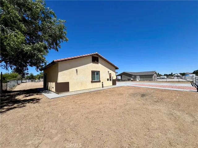 40719 171th Street, Lake Los Angeles, California 93535