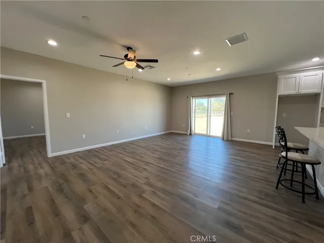 40719 171th Street, Lake Los Angeles, California 93535