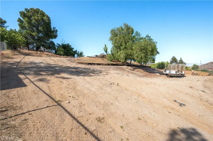 7205 Ridgeline, Jurupa Valley, California 92509