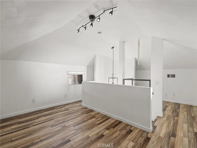 Front house loft