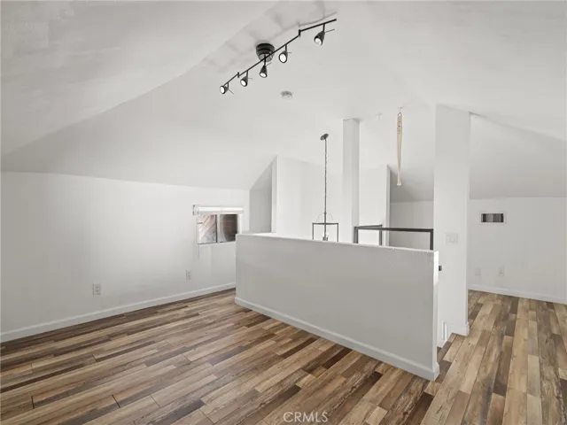 Front house loft