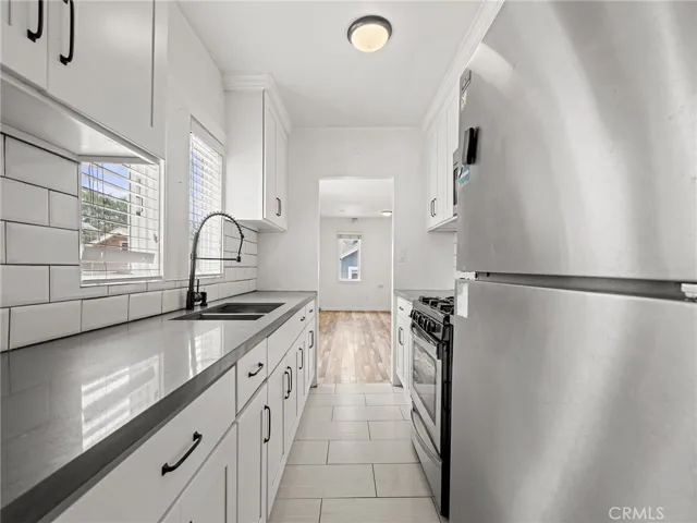 Back house kitchen