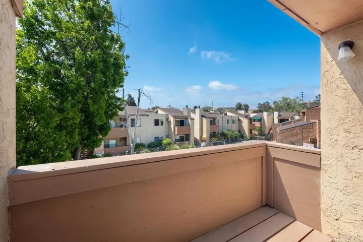 2920 Briarwood Rd L – 11, Bonita, California 91902