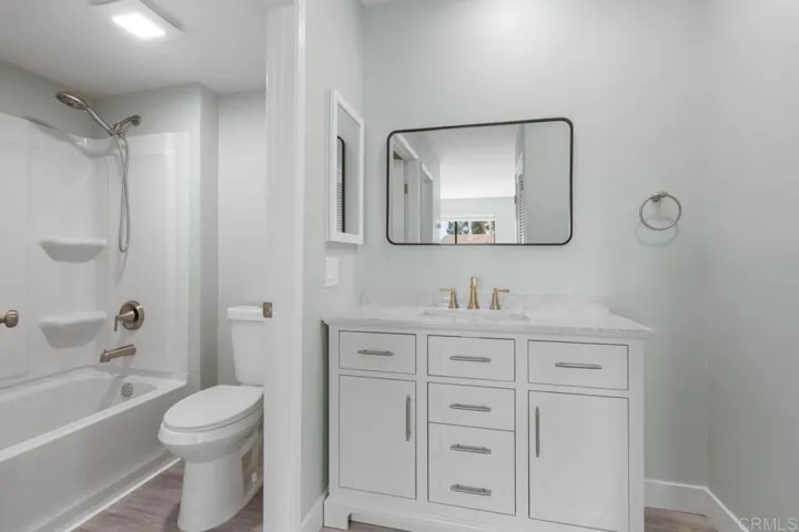 2920 Briarwood Rd L – 11, Bonita, California 91902