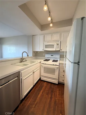 335 N. Adams Street, Glendale, California 91206