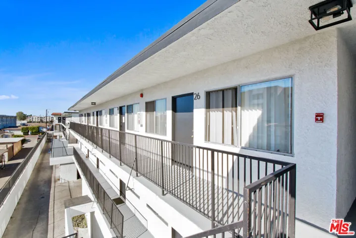14110 Yukon Avenue, Hawthorne, California 90250