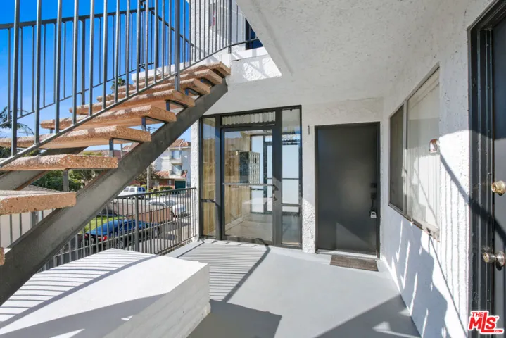 14110 Yukon Avenue, Hawthorne, California 90250
