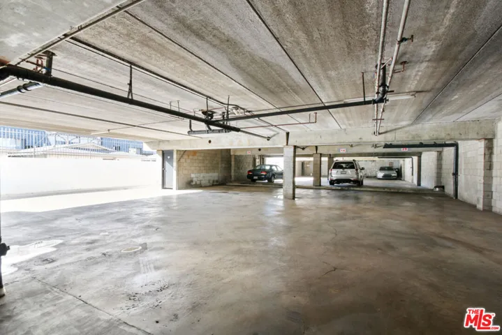 14110 Yukon Avenue, Hawthorne, California 90250